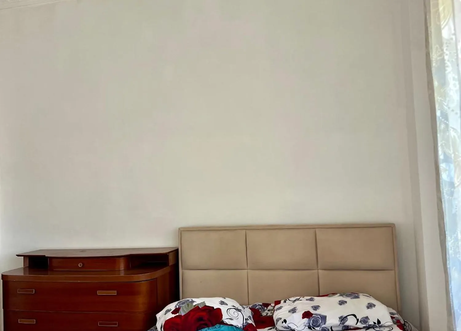 דורס Port Side Room2 0*,  אלבניה